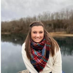 Meet your Posher, Caty